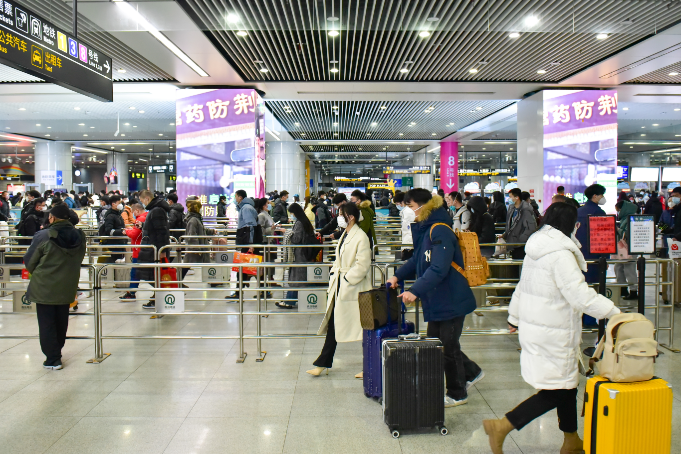 春节假期青岛地铁运营平稳有序