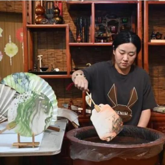 新中式出片神器”背后：它早已惊艳世界7000年