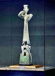 三星堆青铜大立人：铜像之王